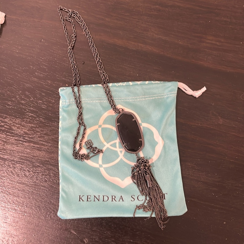Kendra Scott, long necklace, black stone, like new